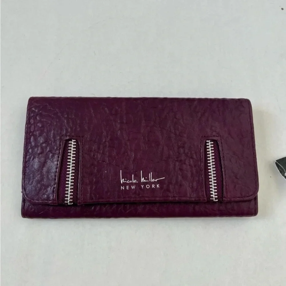 Nicole Miller New York Purple Chain Details Vegan  Leather Wallet NWT